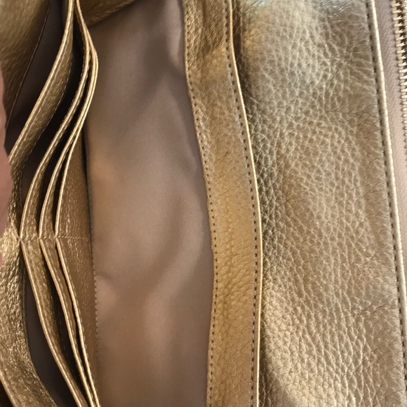 Gold Michael Kors crossbody - Picture 5 of 6